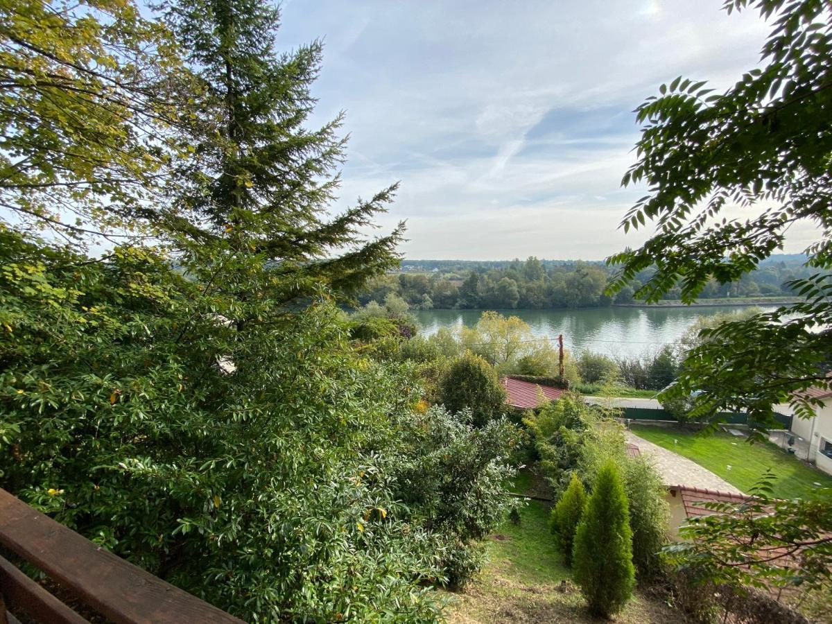 Villa Chalet en bord de Seine Le Coudray-Montceaux Exterior foto